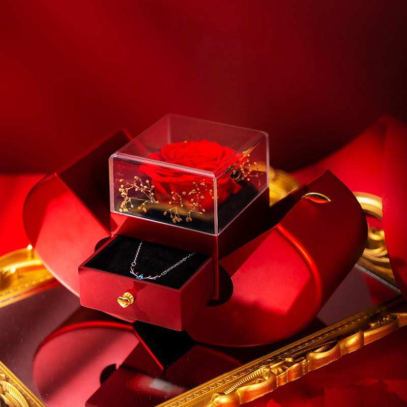 Collier Éternel avec Rose artificielle dans coffret cadeau romantique élégant